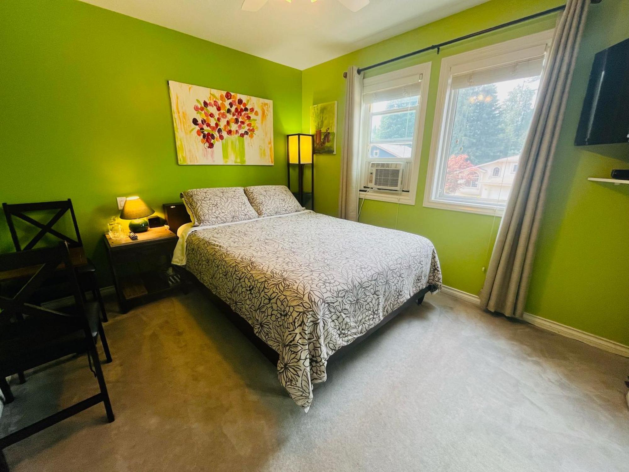 Cornerstone Bed And Breakfast Revelstoke Exterior foto