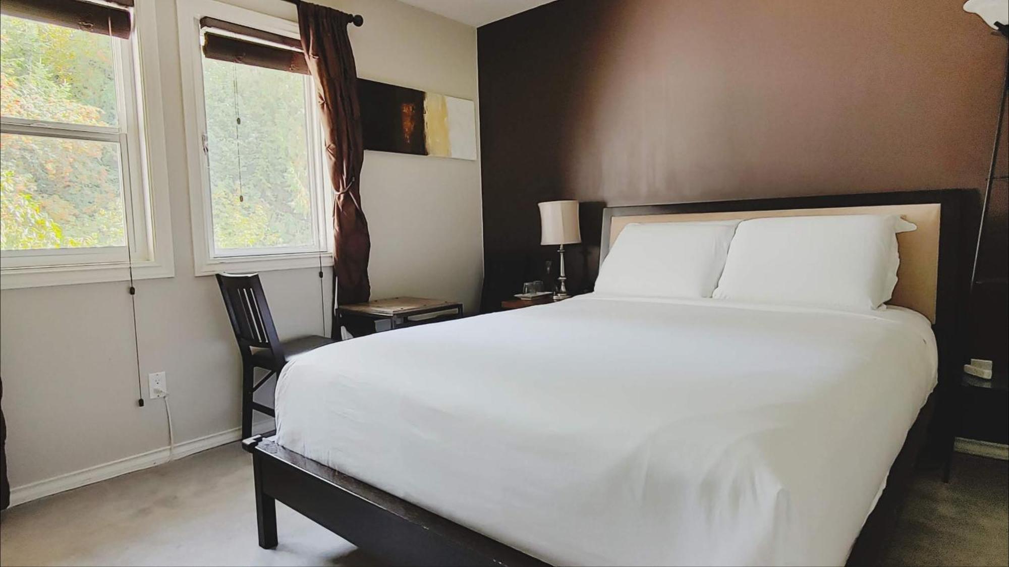 Cornerstone Bed And Breakfast Revelstoke Exterior foto